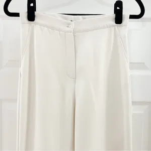 Lelagia High Waisted Wide Leg Flowy Pants White sz Small thumbnail 3