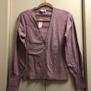 GAP Lilac Sweater size XS thumbnail 2
