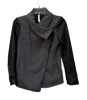 Fabletics Milano Coat Faux Leather Sleeve Size‎ Large Black Winter Lightweight thumbnail 1
