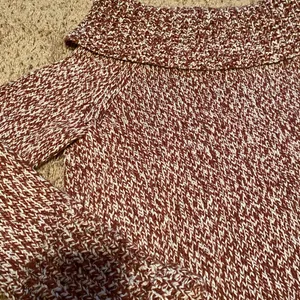 Abercrombie & Fitch Off the Shoulder Sweater thumbnail 4