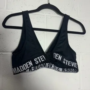 Steve Madden Womens Black Logo Band V-Neck Stretch Bralette Sports Bra Size M thumbnail 2