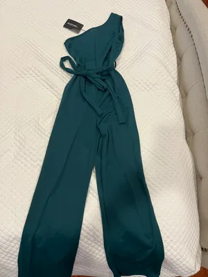 Pretty Little Thing Emerald Green Jumpsuit thumbnail 4
