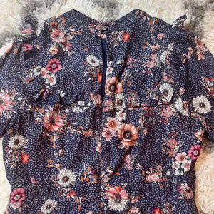Wander Cassidy Navy Blue Floral Print Mini Dress thumbnail 6