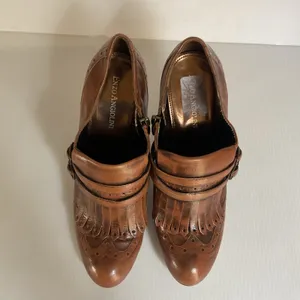 Vintage Enzo Angiolini Brown Leather Fringe Heels Double Buckle Pumps Size 7M thumbnail 6