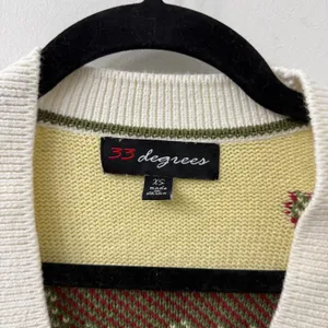 33 Degrees XS Cream Tomato Graphic Chunky Knit Cardigan Cottage Farmer's Market thumbnail 8