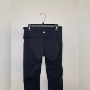 Lululemon Athletica‎ Women’s Black Train Leggings Size 4 thumbnail 4