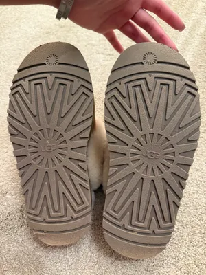 UGG Funkette Platform Slipper Sandals thumbnail 5