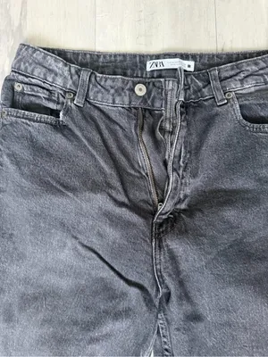 Zara Women’s Washed Black Relaxed Jeans thumbnail 3
