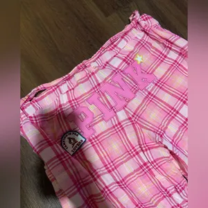PINK VICTORIA SECRET PLAID PATCH Y2k logo adjustable pants fall casual rare thumbnail 2