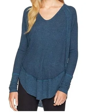 Free‎ People We The Free Catalina Thermal Top Women Medium Blue Boho Festival thumbnail 1