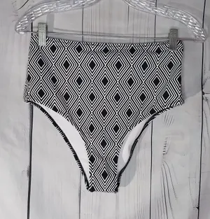 Cupshe Geometric High-Waist Bikini Bottoms - Black & White NWT thumbnail 1