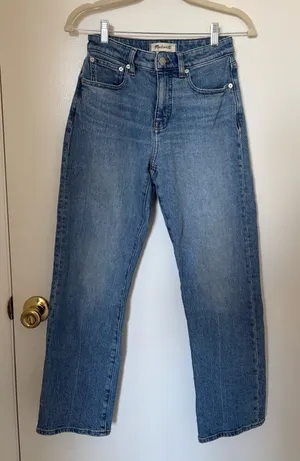 Madewell Curvy 90s Straight Jeans Petite thumbnail 1