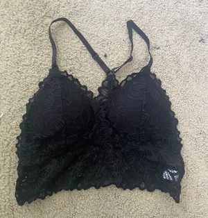 SheIn Black Lace Bralette thumbnail 1