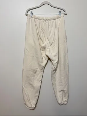 MadHappy Classic Fleece Jogger Sweatpants Size Large Cream Navy Neutral thumbnail 6