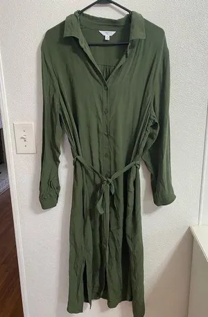 Time & Tru olive Green belted shirt dress L ( never worn) thumbnail 1