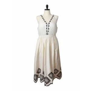 Universal Thread Womens Size XL Cream Black Embroidered Midi Dress Boho Pockets thumbnail 3