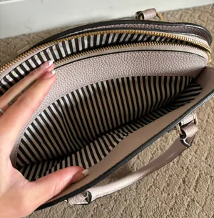Kate Spade Purse thumbnail 5