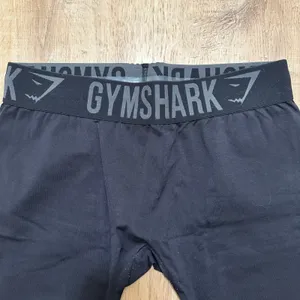 GYMSHARK | Women's Black Seamless Cropped Athleisure Leggings, Size L‎ thumbnail 4