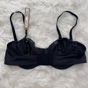 Skims Smoothing Intimates Strapless Bra Onyx Size 36B thumbnail 5