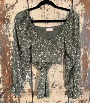 Altar'd State green floral tie Cropped Top, size XS thumbnail 1
