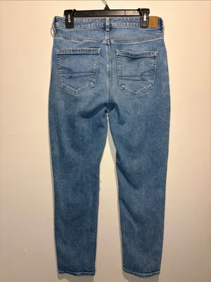 American Eagle Mom Jean Distressed Knee Holes Size 6 thumbnail 2