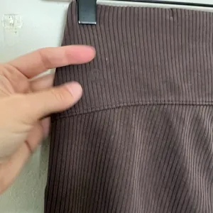 LULULEMON- Ribbed Softstreme Flared Pant Espresso Size 2 thumbnail 5