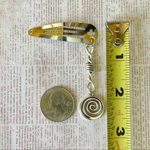 Handmade spike & spiral silver hair clips set of 2⭐️ thumbnail 5
