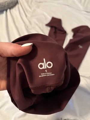 Alo yoga Burgundy truffle airlift winter warm high-waist leggings thumbnail 5