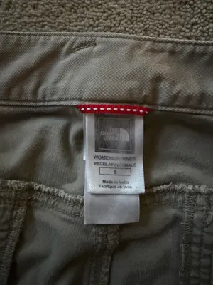 The North Face Women’s Gray Utility Pants Size 8 thumbnail 4