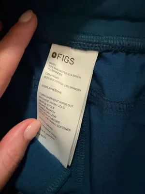 FIGS Set Scrubs thumbnail 2