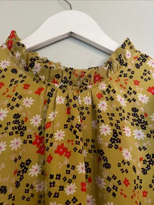 LOFT Olive Green Floral Ruffle-Sleeve Dress thumbnail 3