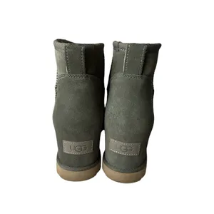 UGG‎ Women's Classic Femme Boots Mini Wedge Heel Size 11 Suede Leather thumbnail 3