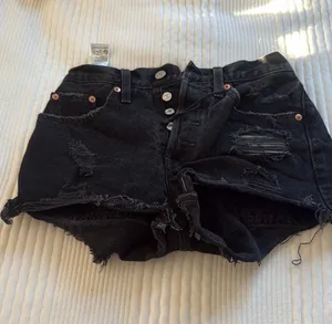 Levi’s 501 Shorts thumbnail 1