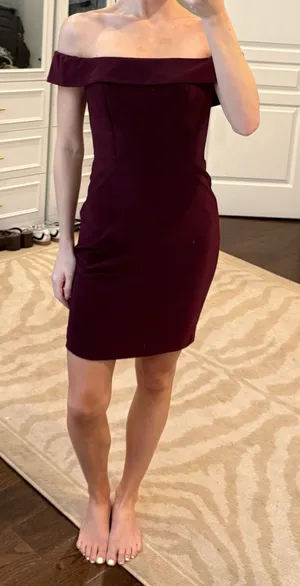 Faviana Glamour Burgundy Off Shoulder Bodycon Mini Dress Size 2 thumbnail 1