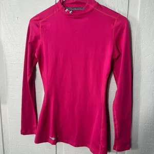 Under Armour Pink Fitted Womens Performance Top Size XS EUC thumbnail 2