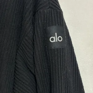 Alo Yoga Muse Hoodie Black Ribbed Knit Cropped‎ Athleisure Pullover Sporty M thumbnail 4
