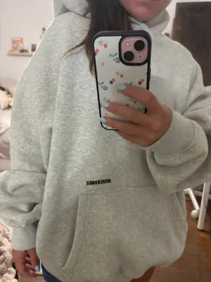 Hoodie thumbnail 3