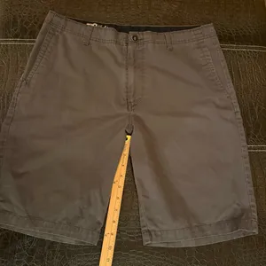VOLCOM MEN'S 36 GRAY BOARD WALKING BERMUDA SHORTS thumbnail 4