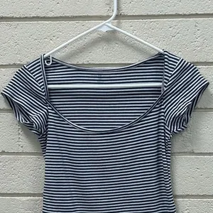 Brandy Melville Ella Blue Striped Tee one size thumbnail 7