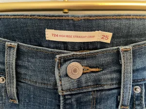 724 High-Rise Straight Crop Jeans thumbnail 2