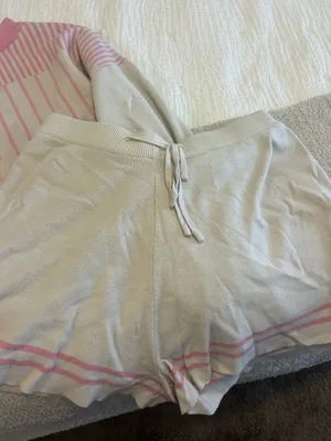 Amazon set pink and white size medium thumbnail 2