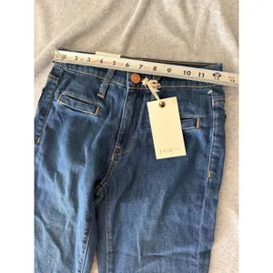 Joie Jeans Nouveau Flare Dark Wash High Rise Denim Size 23 NWT Made in USA thumbnail 4