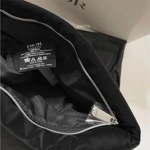 Christian Dior Velvet Makeup Pouch thumbnail 4
