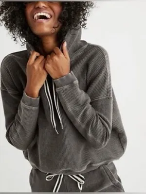 Aerie Charcoal Gray Ribbed Cropped Hoodie Size Small Oversized Pullover thumbnail 2
