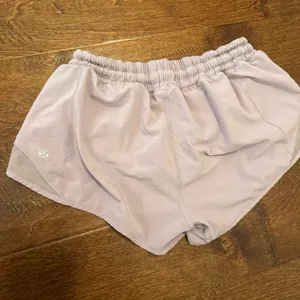 Lululemon Hotty Hot 2.5" thumbnail 2