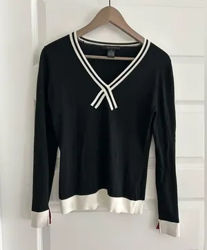 The Limited Colorblock Knit Top Black Cream Size M thumbnail 1
