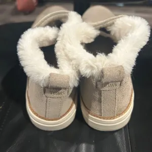 Toms Cream Furry Lined Shoes thumbnail 8