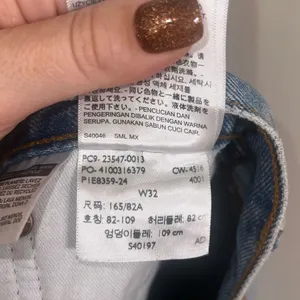 ✨Levi's Original Fit High-Rise Women's Jean Sz 32 Shorts✨ thumbnail 8
