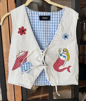 Cider Reversible tie front top Gingham Shell embroidered Mermaid bows Vest thumbnail 1