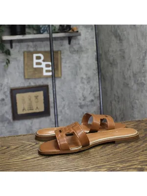 NWT Tommy Hilfiger Womens Terenz H-Band Dress Sandals TWTERENZ Medium Brown 9.5M thumbnail 13